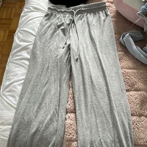 Aritzia WILFRED FREE lounge pant